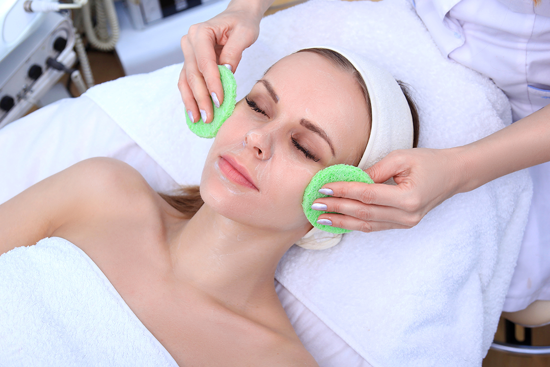HYDRAFACIAL